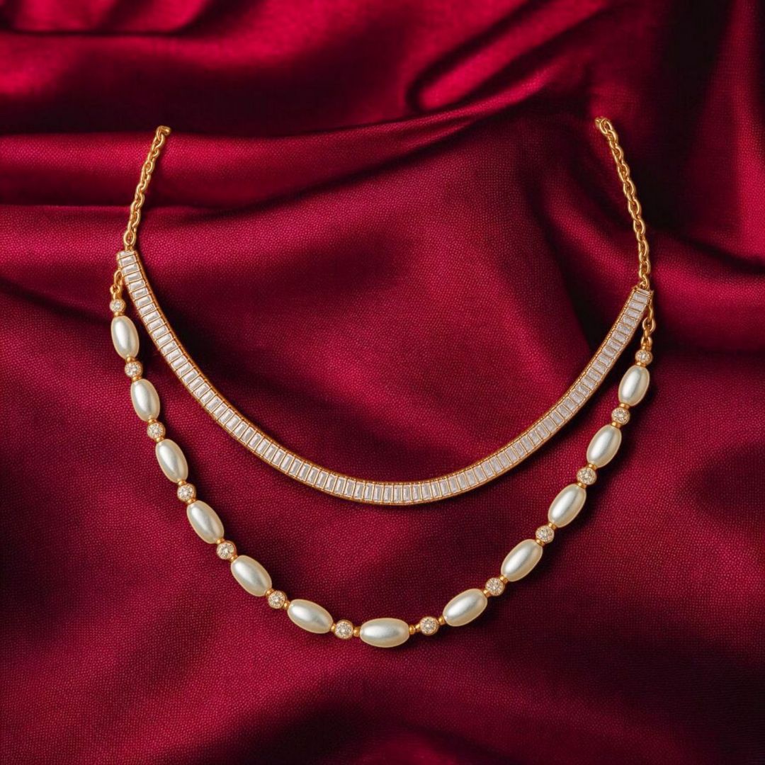 Luxe Dual-Layer Necklace with Pearls