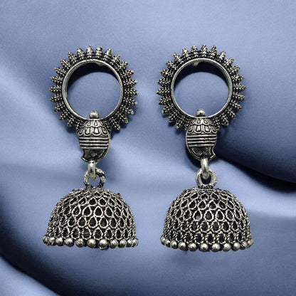 Set of 6 Elegant Earrings + Free Stylish Ring