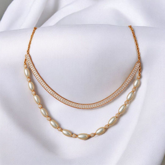 Luxe Dual-Layer  Necklace with Pearls